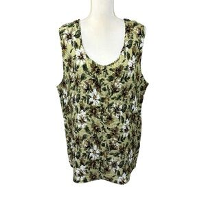 Floral Sleeveless Blouse size 3X cottage office dressy layer pleated all seasons